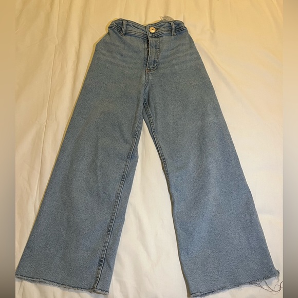Blue jeans for girls 11-13 years old - Picture 1 of 4